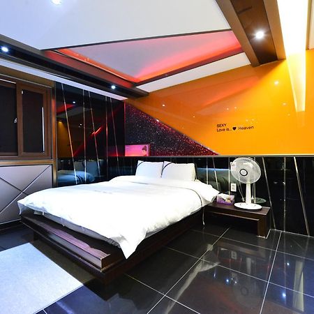Daegu Piano Motel מראה חיצוני תמונה