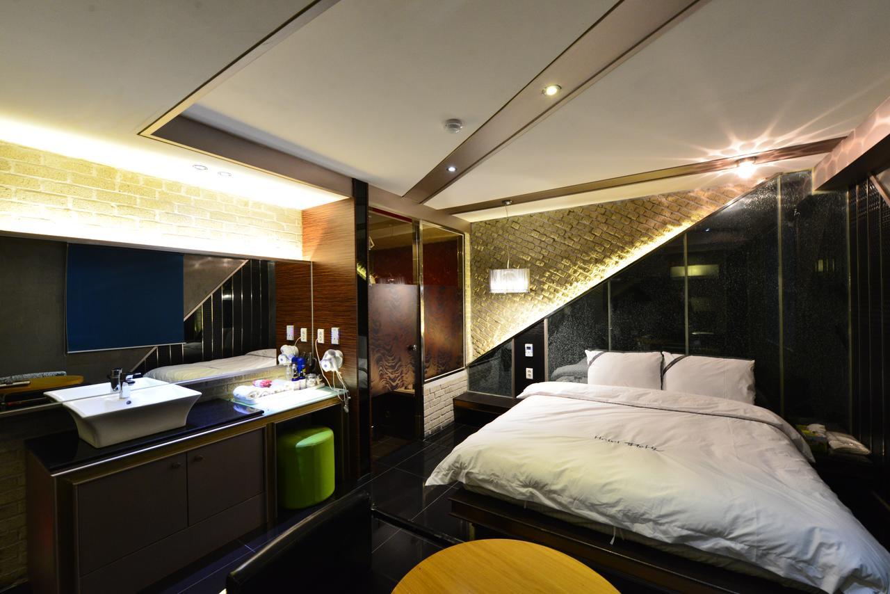 Daegu Piano Motel מראה חיצוני תמונה