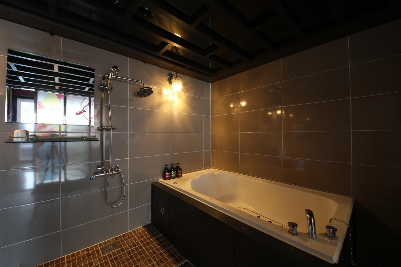 Daegu Piano Motel מראה חיצוני תמונה